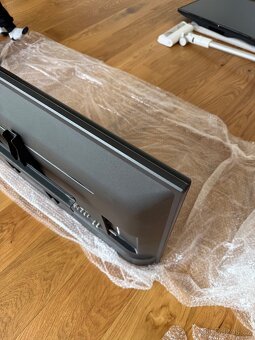 Led televize LG 43UM7100PLB - 2