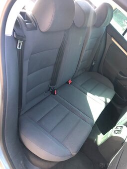 GOLF 5 Sedačky, interiér - 2