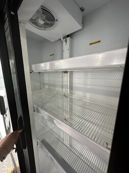Prosklená lednice AHT DGDC 1000 S - rok 2021 - 2