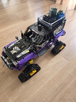 Jako nove, nezaprasene Lego technic 42069 extreme adventure - 2