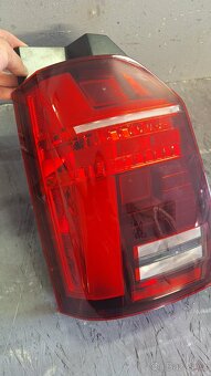 Vw multivan 6.1 zadni svetlo leve - 2