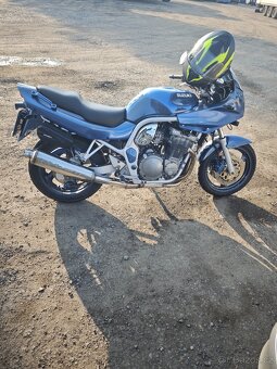 suzuki bandit 600S - 2