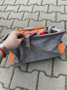 Legendog autosedacka pro psy - 2