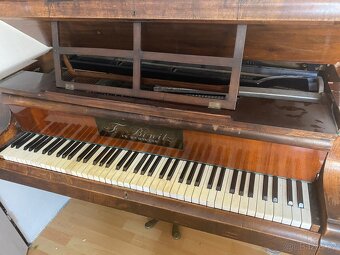 Piano - 2