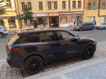 Porsche Cayenne - 2