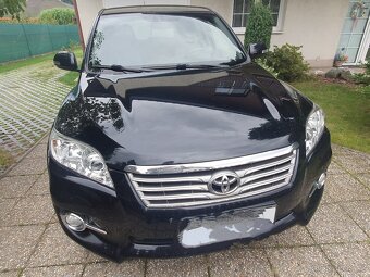 Toyota RAV 4 2011, 4x4 - 2
