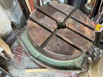 Otočný stůl  na frézu TOS - SRA č.3 průměr 315mm - 2