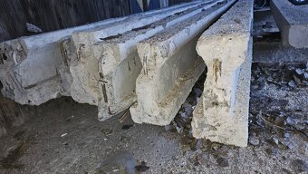 Betonový překlad 425cm armovaný - 2