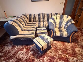 Rozkládací gauč, křeslo, taburety - 2