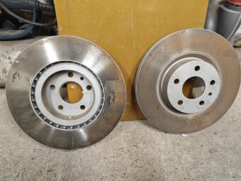 Alfa Romeo 156 brzdy - 2