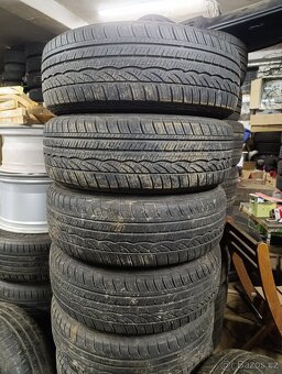 15" celorocni Fabia Rapid 185/60 R15 - 2