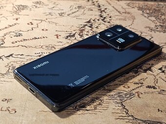 Xiaomi 13 Pro 12/512 - 2