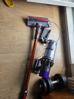 DYSON V 10PRO - 2