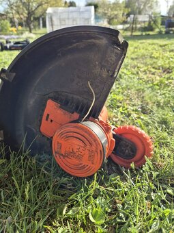 Strunová sekačka BlackDecker - 2