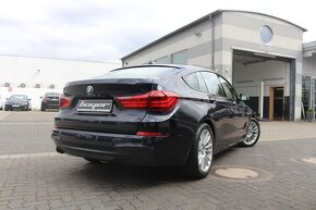 BMW 5GT 4x4 r.v. 2016, skoro plná výbava najeto 237tis.km - 2
