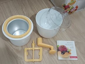 Zmrzlinovač Tescoma + silikonová forma na led - 2