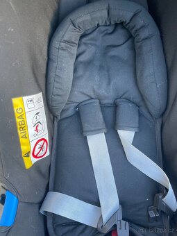 autosedačka - vajíčko Britax, pláštěnka, zrcátko pro řidiče - 2