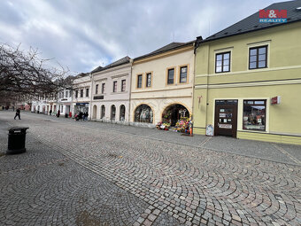 Prodej rodinného domu, 600 m², Bruntál, ul. nám. Míru - 2