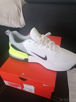 Nike - 2