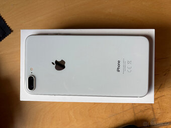 Iphone 8 plus stříbrný 64 GB - 2