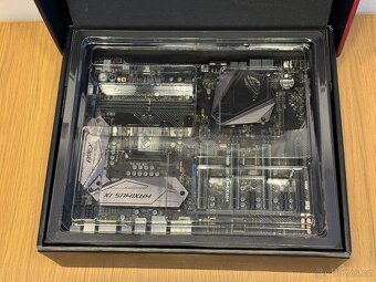 ASUS ROG MAXIMUS IX APEX - Intel Z270, herní základní deska - 2