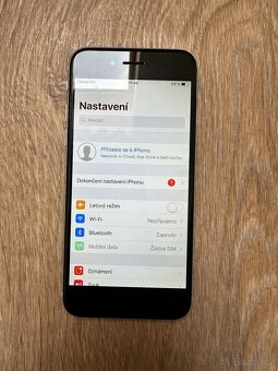 Apple iPhone 6 16GB Černý - 2