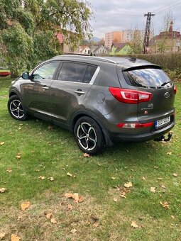 kia sportage 2.0CRDI 4x4 - 2