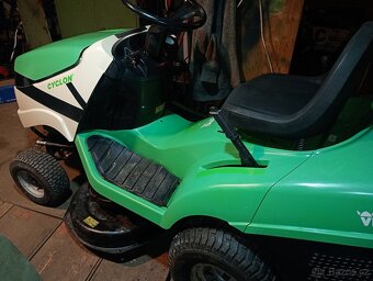 Zahradní trakturek Viking cyclon 13,5 - 2