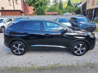 Peugeot 3008 1,2 PT EAT8 ALLURE 50.000 km - 2