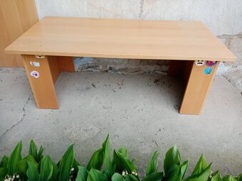 Konferenční stolek - 2