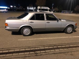 Mercedes W126 1990 300 SE - 2
