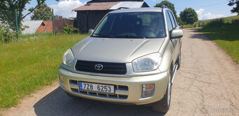 Toyota Rav4 1,8 benzín - 2