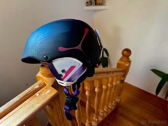 Prodám krásnou dětskou přilbu na lyže zn. Cébé M 53-57cm - 2