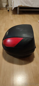 Horní kufr Givi - 2