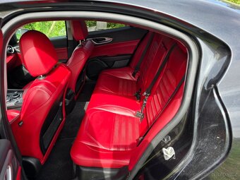 Alfa Romeo Giulia 2.0 Turbo Veloce Q4 - 2