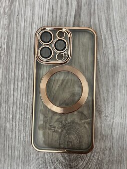 Kryty na iPhone 13 PRO - 2