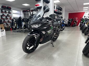 KAWASAKI NINJA 400 - 2