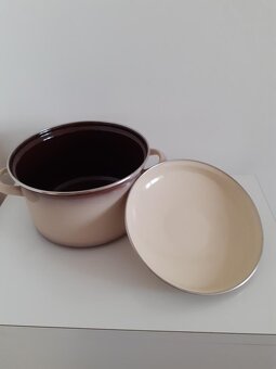 Hrnec smaltovaný (vč. pokličky) - 2