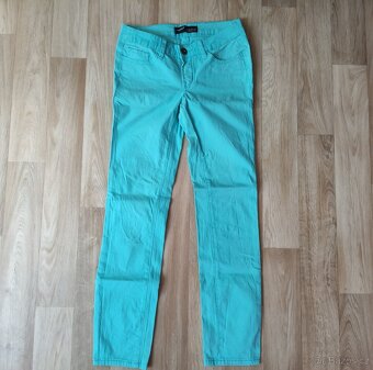 Kalhoty různé - vel. 34 a 36 - 2