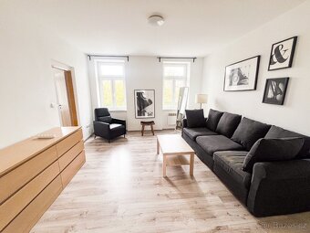 Pronájem bytu 2+1 46 m2, V.Nováka ul. Znojmo - 2