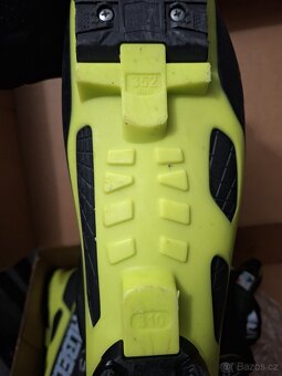 Prodej lyžařských bot - 2
