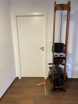 vodní veslovací trenažér - 2