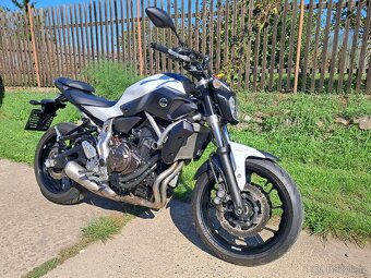 Yamaha MT-07 top stav - 2