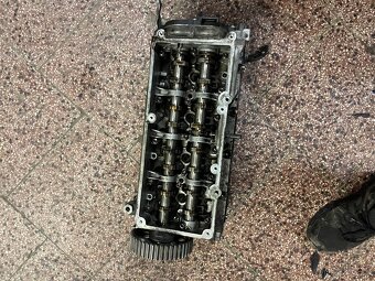 Hlava 2.0 TDi typ motoru DFFA - 2