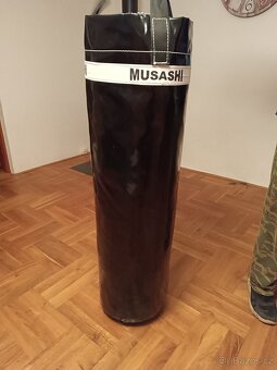 Boxovací pytel Mushashi - 2