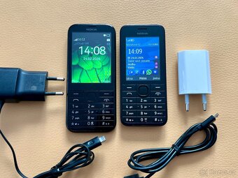 Nokia 225 DUAL SIM a Nokia 208 - 2