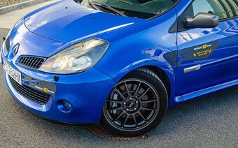 Renault Clio RS 2.0i 16V - 2