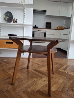 Konferenční stůl - 2