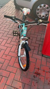 Dívčí kolo 20’ - 2