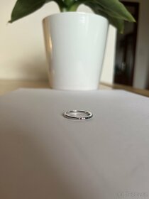 stříbrný prsten s barevnými kamínky - 2